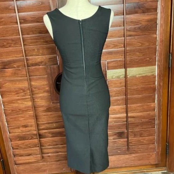 Modcloth ROCK STEADY black form fitted elegant dress Size Medium EUC - Picture 2 of 6